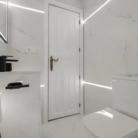 Appartement Patio Muralla Romana ¡se Parte De La Historia!