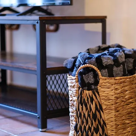 Patio Muralla Romana ¡se Parte De La Historia!