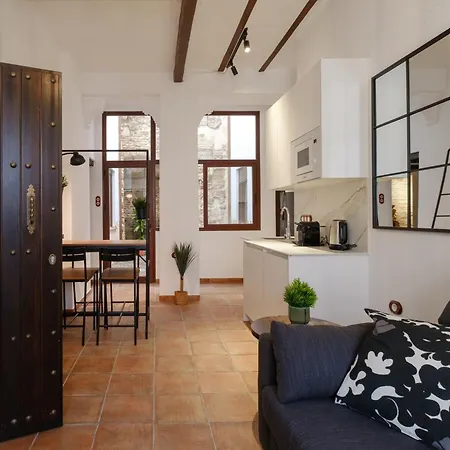 Patio Muralla Romana ¡se Parte De La Historia! * Córdoba