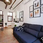 Patio Muralla Romana ¡se Parte De La Historia! *