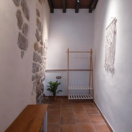 Patio Muralla Romana ¡se Parte De La Historia! * Cordoba