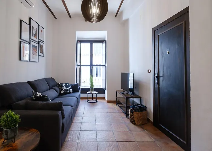 Patio Muralla Romana ¡se Parte De La Historia! * Cordoba